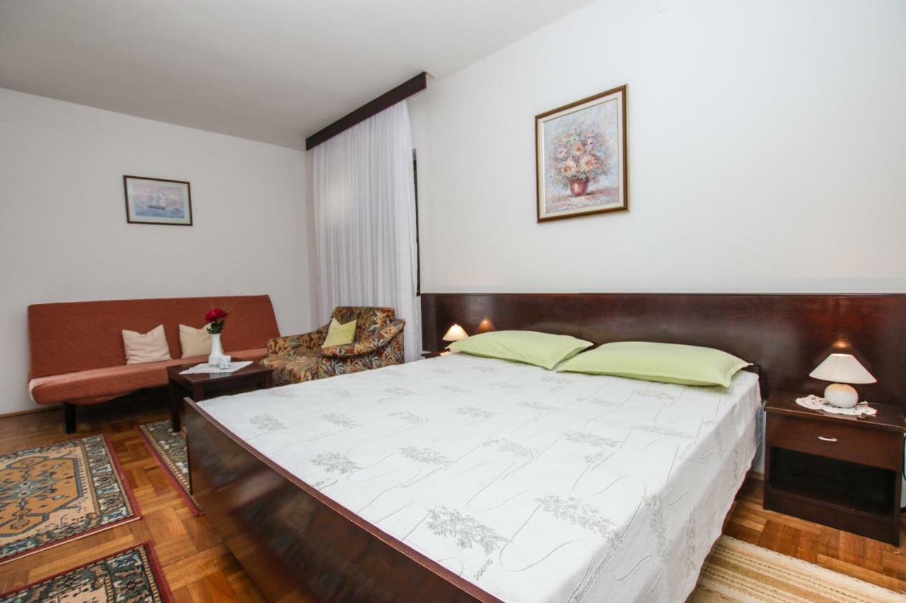 Apartmani Janja Porec Ngoại thất bức ảnh